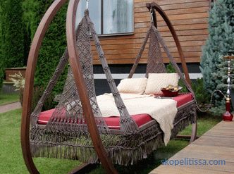 what garden swing-bed can be bought cheaply in Moscow - prices, photos, video