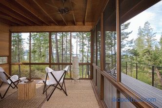 Cottage in a pine forest on a hillside in Montana