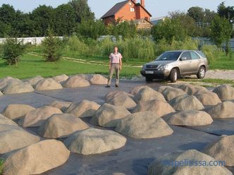 Decorative boulder - a description of the technical properties and functional purpose