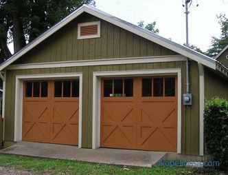 Projects of garages with hozblok (with the economic part): options for buildings