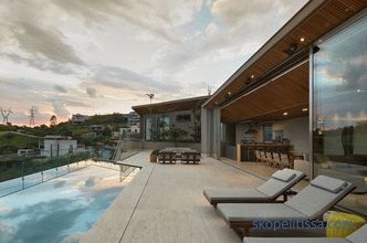 Country house on the top of a mountain in the city of Belo Horizonte, Brazil