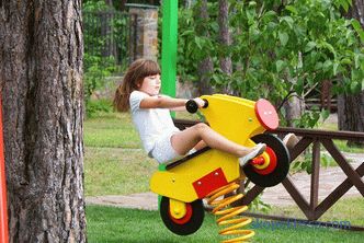 Metal swing for summer cottage, street metal - which ones to buy in Moscow at a bargain price