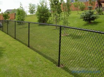 Fencing suburban area - a huge variety of proposals