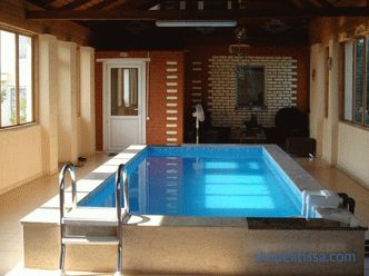 Typical and individual projects of houses with a pool: the nuances of choice