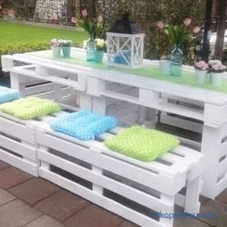 Examples of furniture and home decoration with pallets and pallets