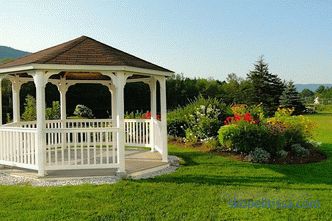 How to paint a gazebo from wood: features of materials and their use