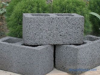 Ceramsite concrete blocks to buy in Moscow, the pros and cons of houses from claydite-concrete blocks