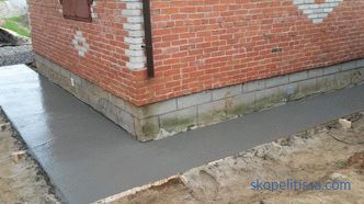 Laying paving slabs on the pavement of concrete - the technology of construction operations