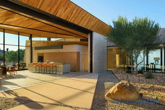 The House of Dancing Light in the Paradise Valley - from the architects of the Kendle Design Collaborative Studio