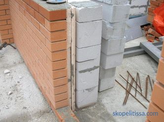 Projects of houses 8 to 8 of foam blocks with attic, garage: video, photo